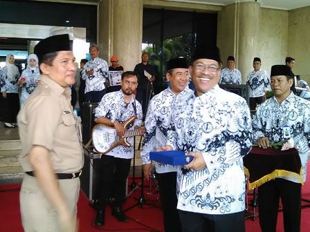 Pencarian PGRI Nabire - Persatuan Guru Republik Indonesia Cabang Kabupaten Nabire